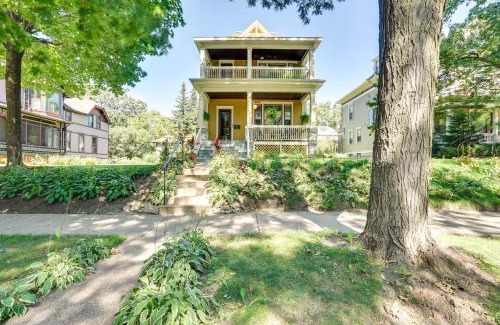 Summit - University Apartment | Studio in Historic Cathedral Hill Neighborhood!
