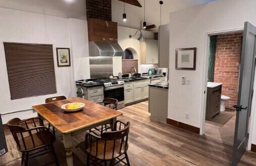 Garfield House | Studio in Historic Garfield Neighborhoodn