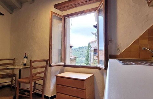 Eus Apartment | Studio in the heart of the village of Eus