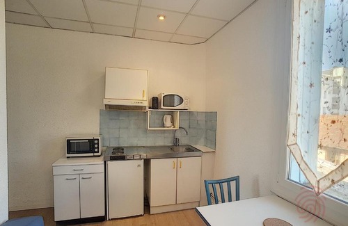 Lamalou-les-Bains Apartment | Studio Lamalou-les-Bains, 1 pièce, 1 personne - FR-1-451-54