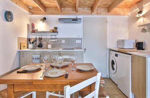 Saint-Julien-des-Landes Apartment | Studio Le Petit Julien