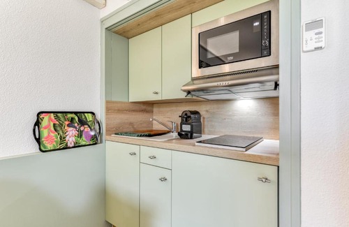 Saint-Pierre-la-Mer Apartment | Studio le Neptune - Appt à 100m de la plage