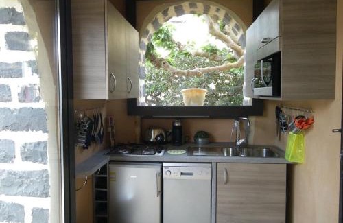 Portiragnes-Plage Apartment | Studio Les PIEDS DANS L'EAU