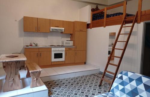 Saint-Marcellin Apartment | Studio Mezzanine au cœur de Saint Marcellin