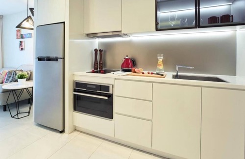 Newton Apartment | Studio next to Mount Elizabeth Hospital and Orchard MRT
