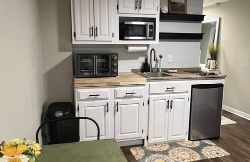 Christiansburg Apartment | Studio oasis ready for you! …No Cleaning Fee….Near I-81, VT & Radford