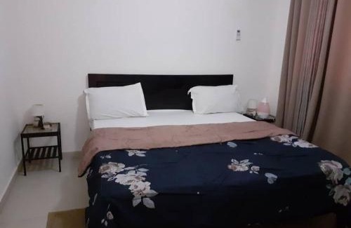 Yof Apartment | Studio Ouest Foire