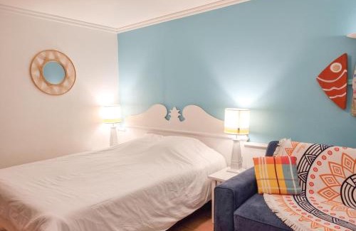 Gros Raisins Apartment | Studio Premium piscine et bord de mer