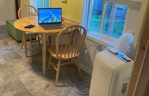 St Croix Falls Apartment | Studio Private setting type house with deck