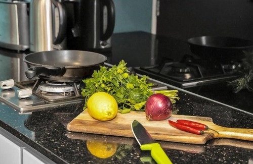 Melbourne Central Business District Apartment | Studio Queen at Beckett Street Melbourne CBD