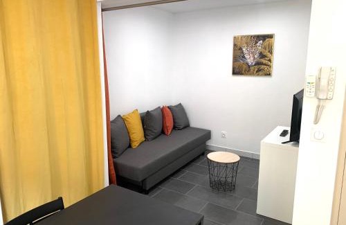 La Real Apartment | Studio République #2