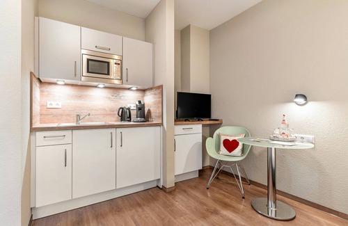 Herbolzheim Apartment | Studio 'Rebstock' with Wi-Fi