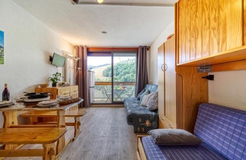 Le Corbier Apartment | Studio Soyouz Vanguard-63 by Interhome