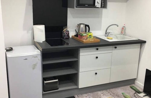 Maurepas Apartment | Studio Tranquille. Independence, brand new, fully equipped, quiet, practical.