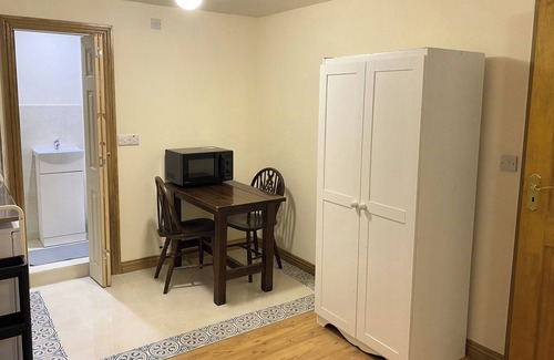 Letterkenny Apartment | Studio Unit for two in Ireland’s stunning Northwest.