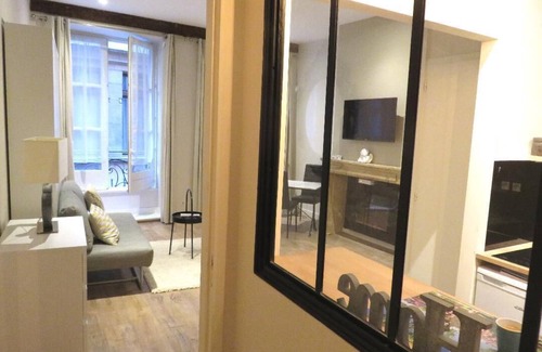 Old Lyon Apartment | Studio Vieux Lyon