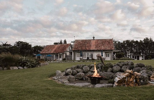 Kaitake Villa | Studio Villa, amazing views!