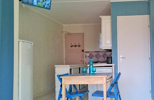 Argeles Plage Apartment | Studio waterfront with a real bed 160 and Wifi