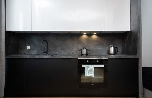 Rakowiec Apartment | Studio with Double Bed and Balcony | Księcia Trojdena