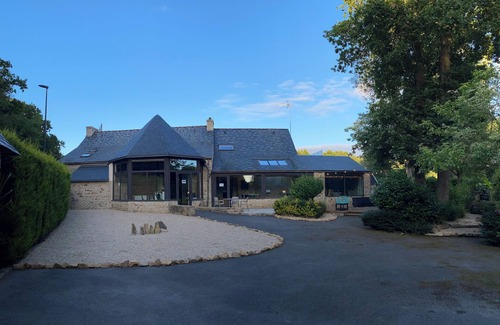 Clohars-Fouesnant Apartment | Studio with private SPA 3 minutes from the ocean!