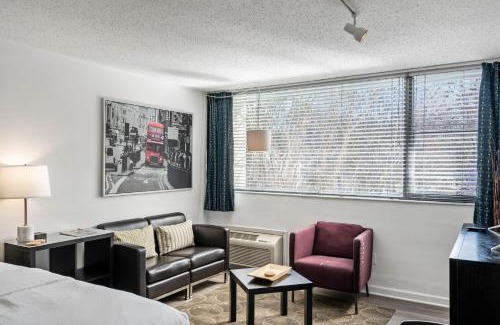 Brookwood House | Studios On 25th by BCA Furnished Apartments Studio 02 B