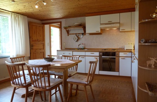 Asenhoga House | Stuga Sörgarden2 apartments 160m²/9 pers. directly by the forest