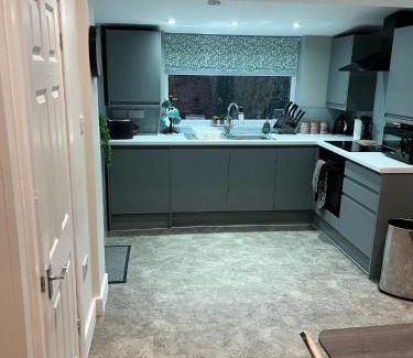 Ormskirk House | Stumps and Bails Families and contractors welcome