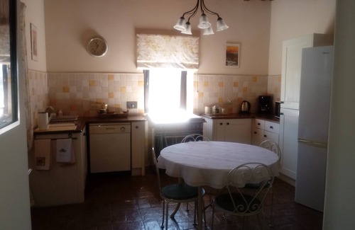 Castel Cellesi House | Stunning 1-Bed House in Castel Cellesi, Italy