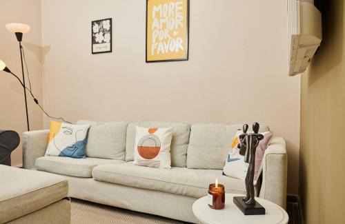 Iskenderpasa Apartment | Stunning 3BR 3Bathroom 3AC near Metro D2