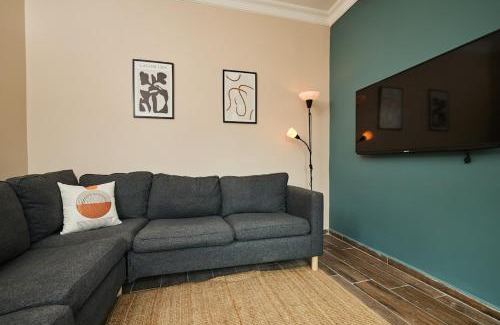 Iskenderpasa Apartment | Stunning 3BR 3Bathroom 3AC near Metro D3
