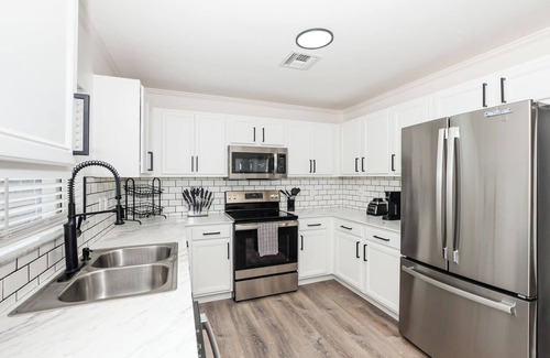 Port Saint Lucie House | Stunning 3BR Luxury Home in Port St. Lucie