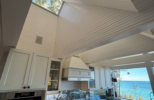 Harbor Springs House | Stunning 6000 sq. ft. Lake Mi contemporary home set on 31/2 acres of sandy beach
