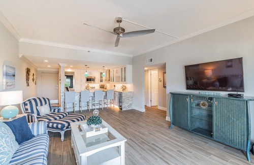 Redington Shores Condo | Stunning and completely updated Redington Beach condo!
