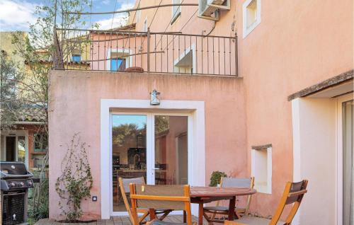 Bellegarde-sur-Valserine Apartment | Stunning Apartment In Villes Sur Auzon