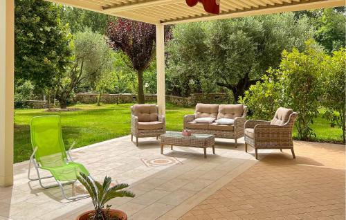 Marzano Appio Apartment | Stunning Apartment In Marzano Appio