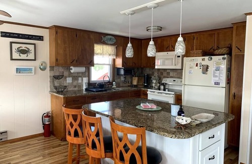 Surf City Apartment | Stunning apartment in Surf City with 3 Bedrooms, Internet and WiFi