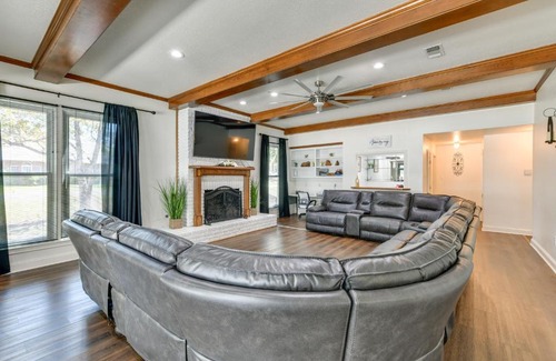 Broadmoor House | Stunning Baton Rouge Home with Pool Near LSU!