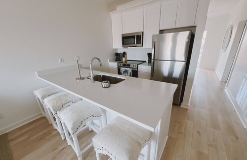 Pass Christian House | Stunning Beachfront Condo with Breathtaking Balcony Views!