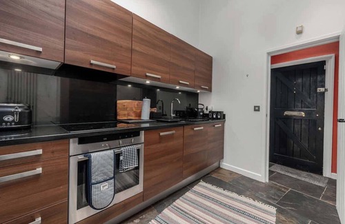 Trafford House | Stunning Bowdon Cottage by City SuperHost