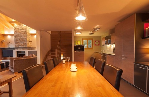Saint-Pierre-de-Clages Ski Chalet | Stunning chalet with jaw-dropping views.