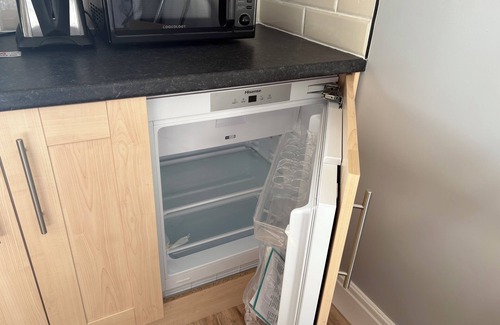 Hemel Hempstead Apartment | Stunning, chic and bright studio apartment in the heart of Hemel Hempstead.