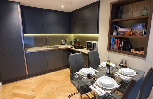 York Apartment | Stunning City Centre Apartment inside the Medieval walls