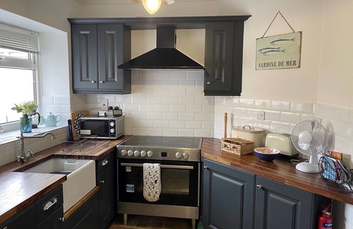 Winterton-on-Sea Cottage | Stunning Coastguard Cottage in Winterton on Sea