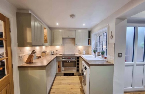 Knutsford Cottage | Stunning Cottage in Knutsford by City SuperHost