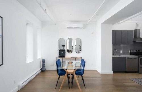 Chinatown Apartment | Stunning European 1bedroom in Old MTl/DT