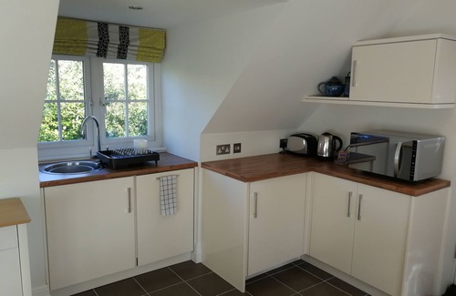Ascot Apartment | Stunning flat in quiet surroundings, 10 min walk to Ascot Racecourse