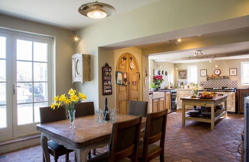 Overton-on-dee House | Stunning Georgian Grade 2 Listed property in the Welsh borders