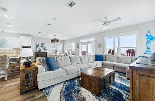 Cape San Blas House | Stunning Gulf-Front Sunsets! Secluded Beach, Private Pool, Elevator, &Beach Gear