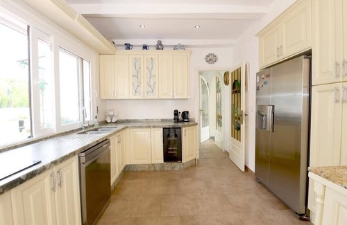 Estepona Villa | Stunning hillside family villa with all features, Under 10 mins drive to beach and town centre