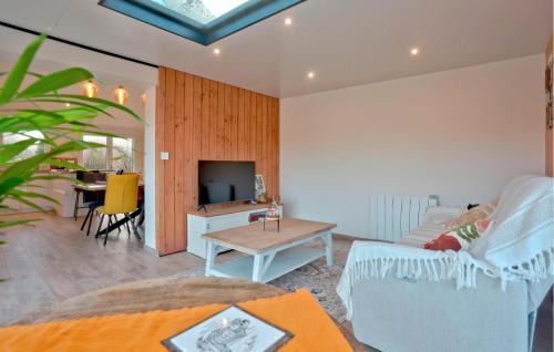La Hague House | Stunning Home In Flottemanville-Hague